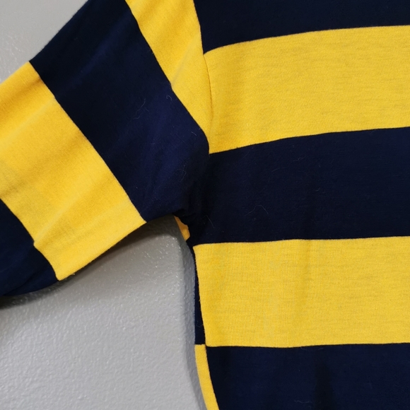 Shirt - Picture 2 of 3